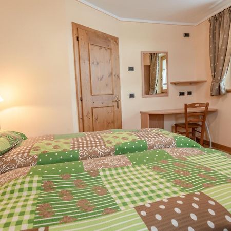 Baita Nicoló Livigno Szoba fotó